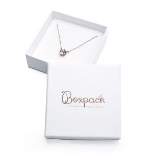 Weiße Schachtel aus Karton für Schmucksets mit Anhänger 86 x 86 x 33 mm IP-81