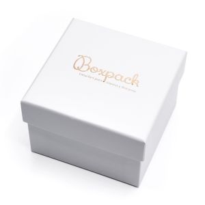 Caja de cartón para brazalete de joyería y bisutería  90X90X58 Mm color blanco ip-89