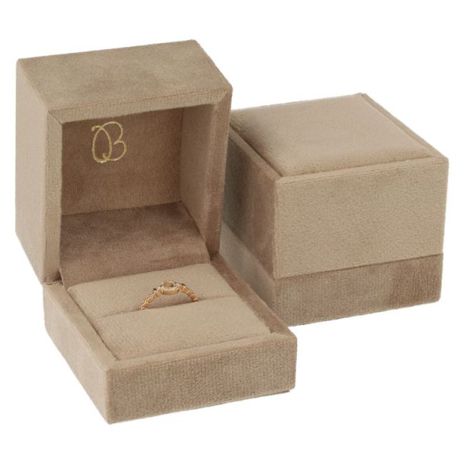 Estuche para anillo 61x66x55 mm color arena VT-1-P-AR