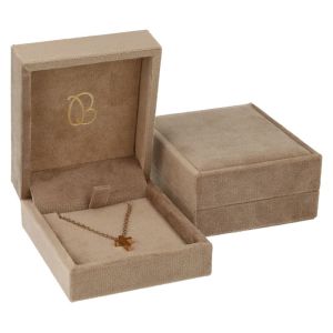 Estuche para colgante 72x83x37 mm color arena VT-3-C-AR