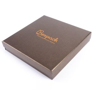 Caja de cartón para conjunto de colgante de joyería y bisutería  167x167x33 Mm color marron q-18-m