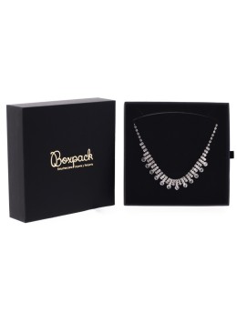 Caja de cartón para collar o conjunto color negro 152x150x39 mm PB-5-N