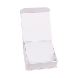 Caja de cartón para colgante o conjunto color blanco 86X83X34 mm MC-3-B