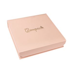 Caja de cartón con imán para collar o conjunto color rosa cuarzo 165X167X38 mm MC-6-RC