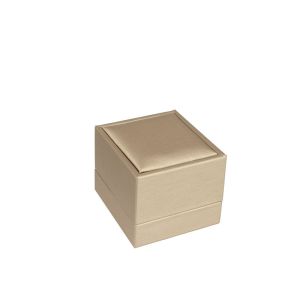 ESTUCHE PARA ANILLO LABIOS COLOR CHAMPAGNE 62x67x56 Mm. MT-1-S