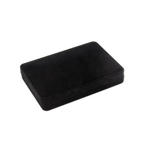 Estuche flocado negro para collar 180x123x33mm. V-5-C