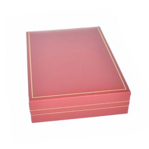 Écrin en simili-cuir rouge pour collier 110 x 155 x 34 mm J-15-C-R