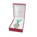 Écrin en simili-cuir rouge pour médaille avec cordon 110 x 155 x 50 mm J-15-MC-R