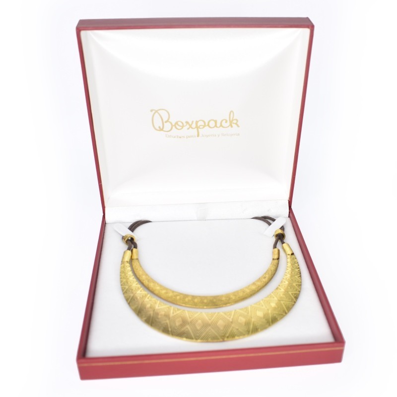 Estuche polipiel rojo para collar 162x162x37 mm. J-02-C-R