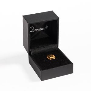 Estuche polipiel negro para pin 47x52x40 mm. C-2-PI