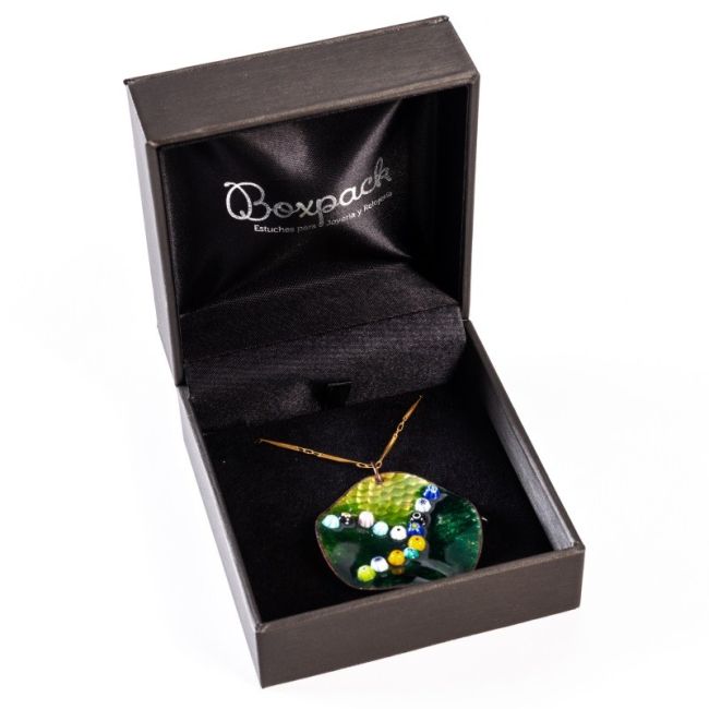 Estuche para colgante forrado en polipiel gris 91x97x55 mm S-66-C