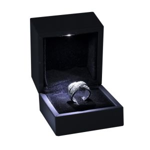 Schwarzes Ringetui mit LED-Beleuchtung 60 x 65 x 50 mm LE-14-SP