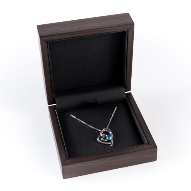 Estuche de madera para colgante color nogal 90x90x36 mm CU-4-M