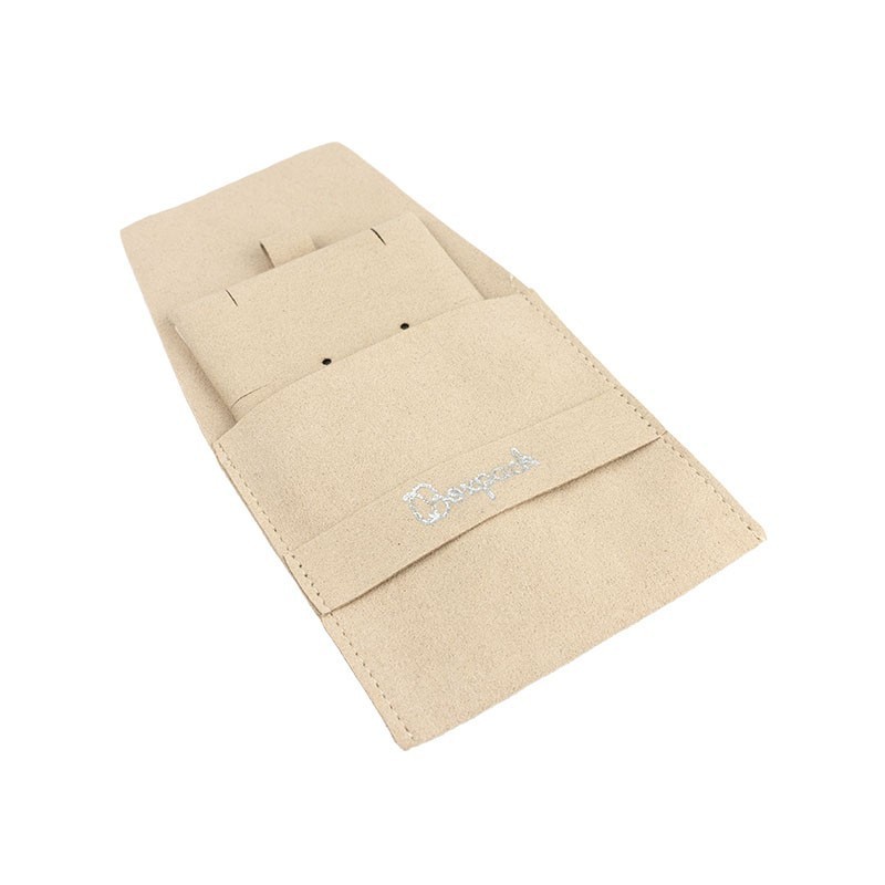 Bolsa más taco de microfibra arena para pendientes con cierre de solapa y cinturón para joyería y bisutería.