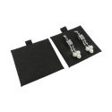 Bolsa más taco de microfibra negro para pendientes con cierre de solapa y botón para joyería y bisutería.