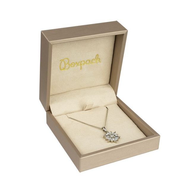 ESTUCHE PARA COLGANTE COLOR CHAMPAGNE 90x90x44 Mm. MT-5-C