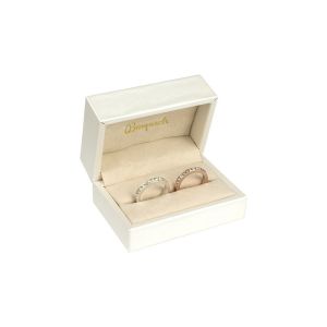 ESTUCHE PARA COLGANTE COLOR BLANCO ROTO 78x52x42 Mm. WD-7-A