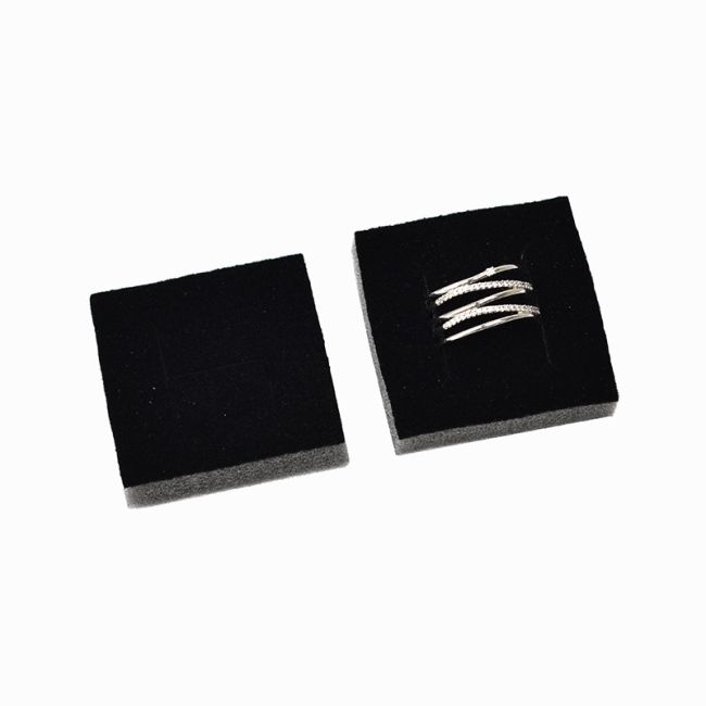 Spugna per orecchini, nera 45 x 45 mm IE-42-N
