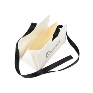 Caja de cartón blanca automontable con lazo satén negro para joyas bisutería y joyería 100x62x58 mm FL-1-B