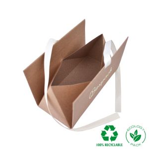 Astuccio in cartone kraft automontante con fiocco in gros-grain crema 150 x 88 x 82 mm FL-2-K