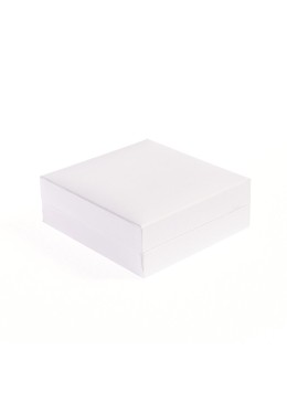 Estuche polipiel blanco para colgante 87x91x30 mm. FR-4-C-B
